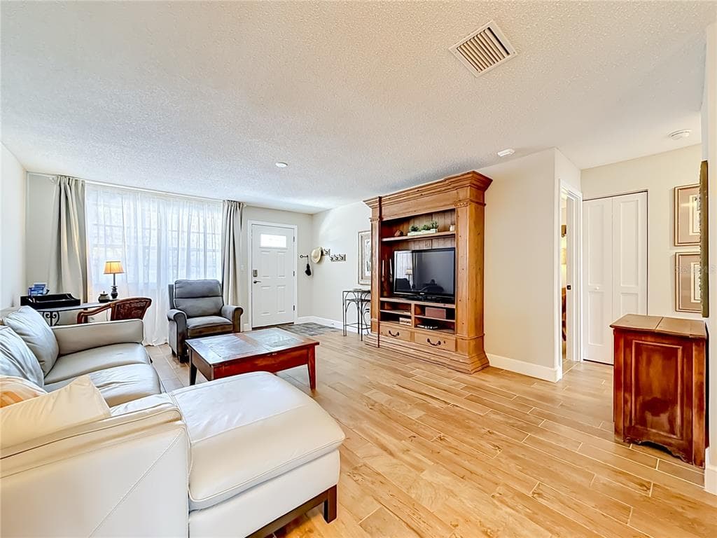 5925 SHORE BOULEVARD S #107 5