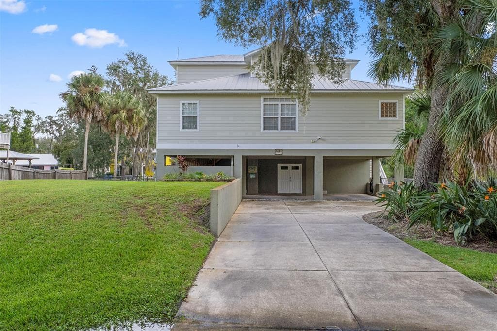 3625 N SUWANNEE POINT 1
