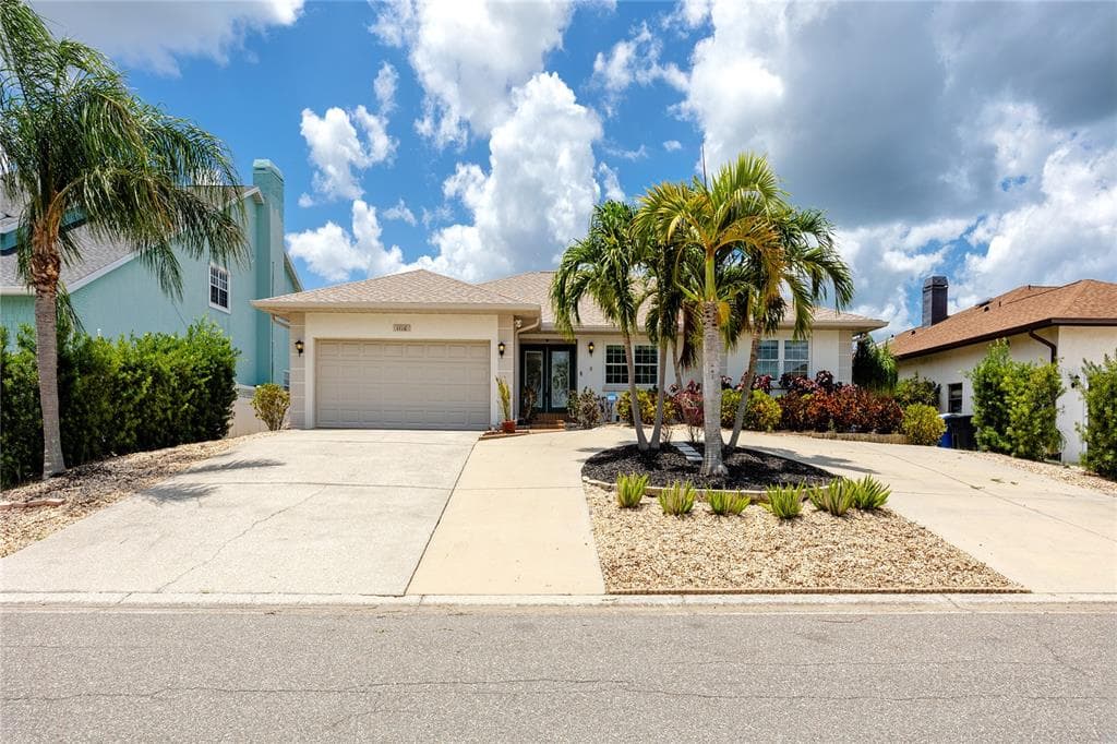 1116 KINGFISH PLACE 1