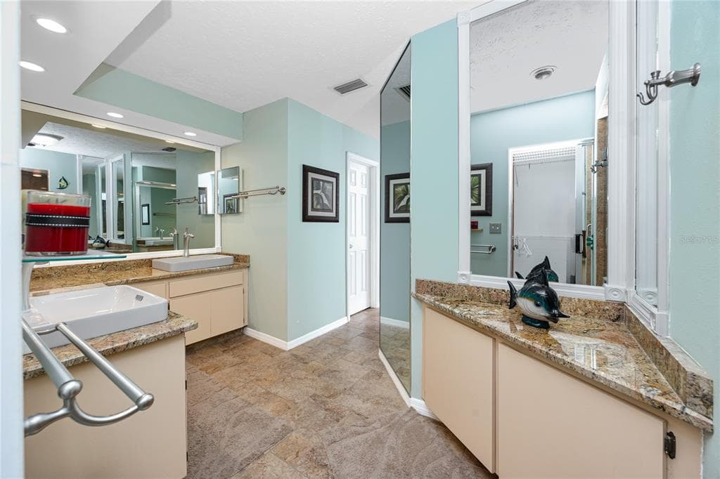 1116 KINGFISH PLACE photo 21