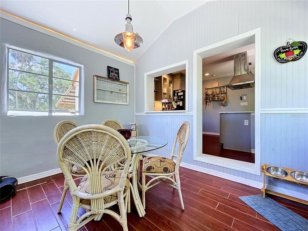 10824 PALMETTO STREET photo 15