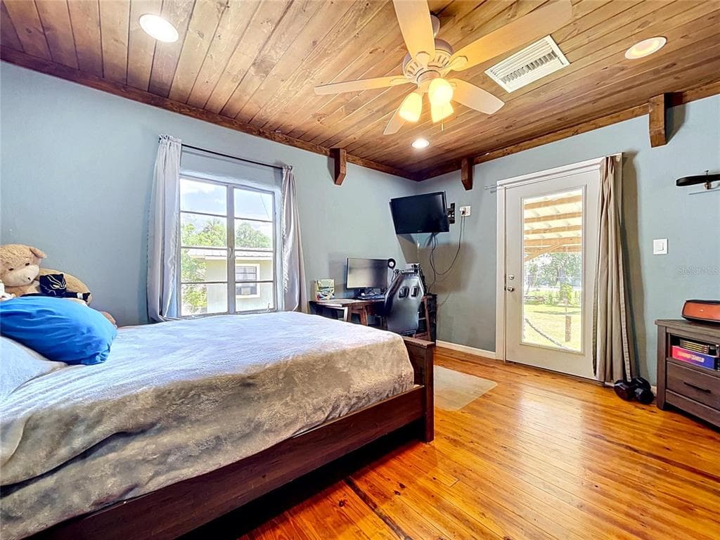 10824 PALMETTO STREET photo 25