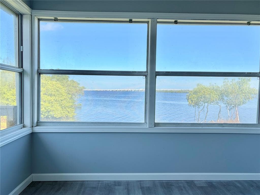 4300 RIVERSIDE DRIVE #109 3