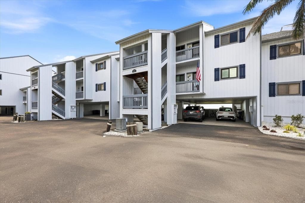 818 BAHIA DEL SOL DRIVE 28 photo 4