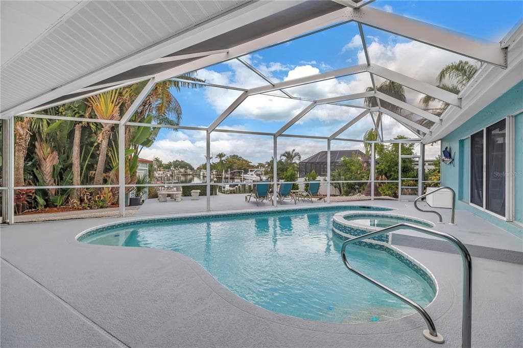 4911 PALMETTO POINT DRIVE photo 8