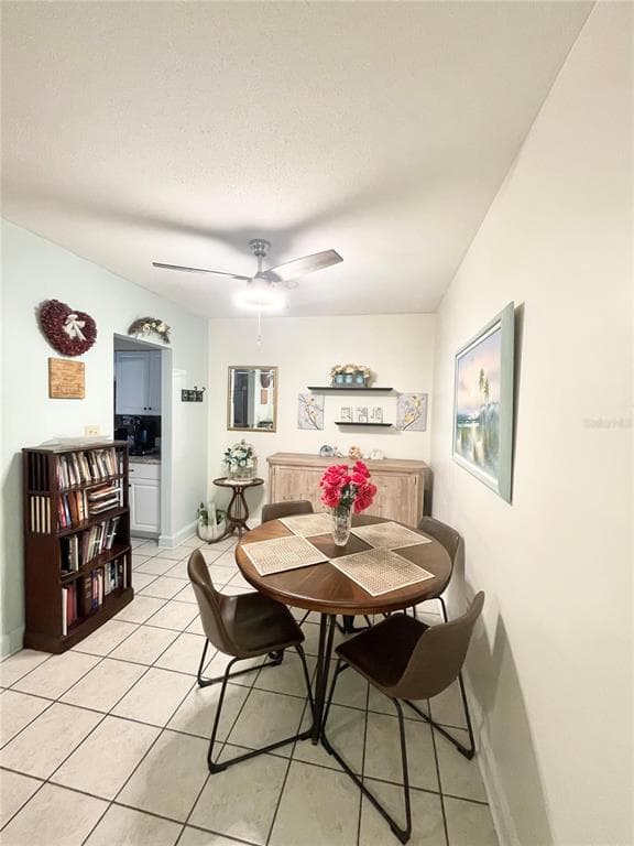1600 W LAKE PARKER DRIVE B4 photo 13