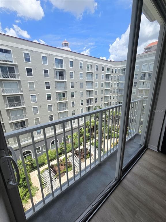 700 S HARBOUR ISLAND BOULEVARD 646 photo 15