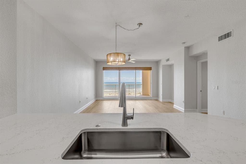 253 MINORCA BEACH WAY 604 photo 22