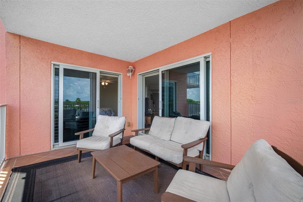 18400 GULF BOULEVARD 1301 photo 21