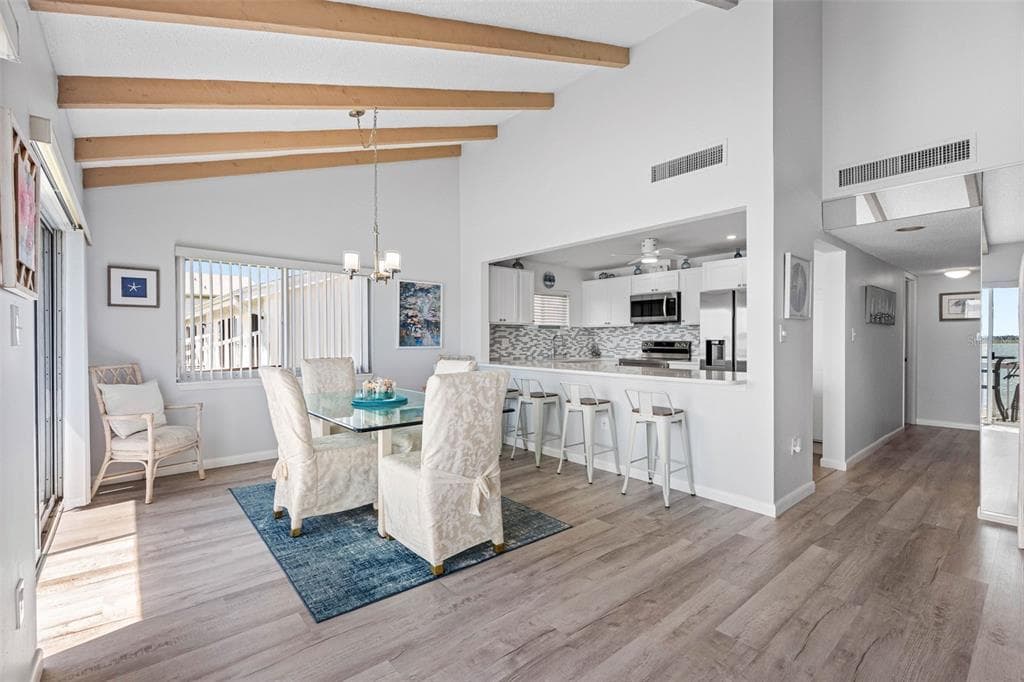 1401 GULF BOULEVARD 212 photo 9