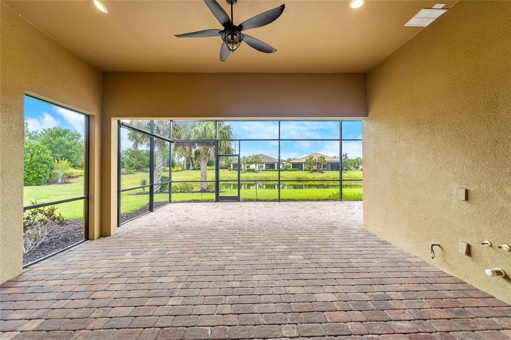 5700 SWEET LEAF WAY photo 22