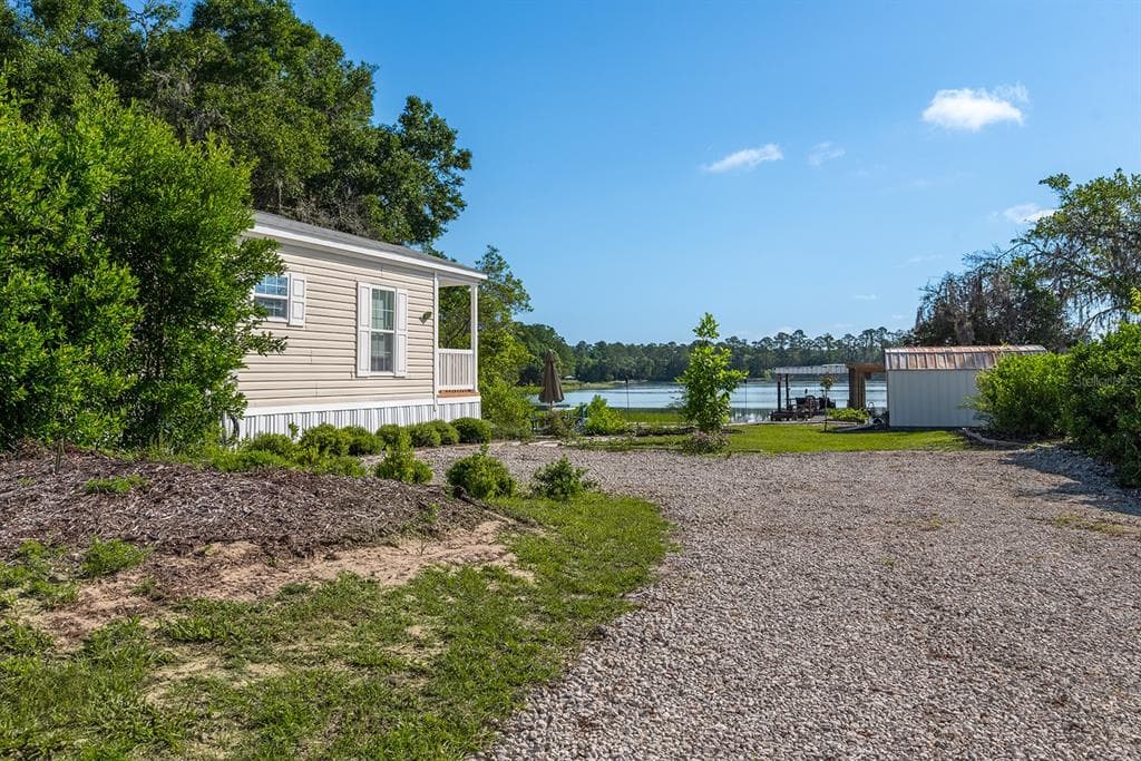 588 S COUNTY ROAD 21 photo 21