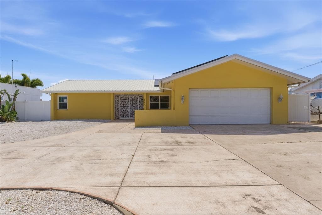 1421 SEA GULL DRIVE S 2