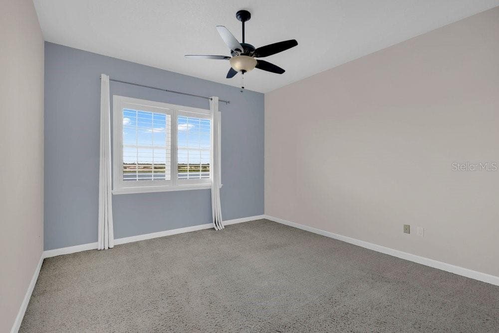 8749 THE ESPLANADE 22 photo 18