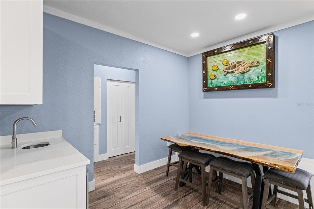 5000 CULBREATH KEY WAY 9-216 photo 16