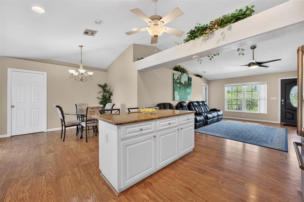 9050 CALOOSA DRIVE photo 13