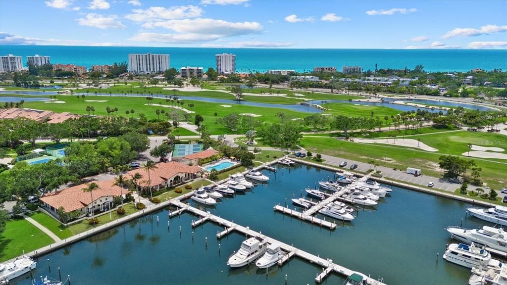 2600 HARBOURSIDE DRIVE #H06 1