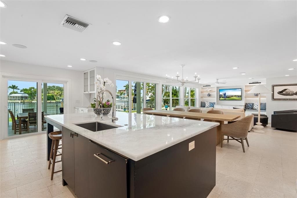1907 ARROWHEAD DRIVE NE photo 22