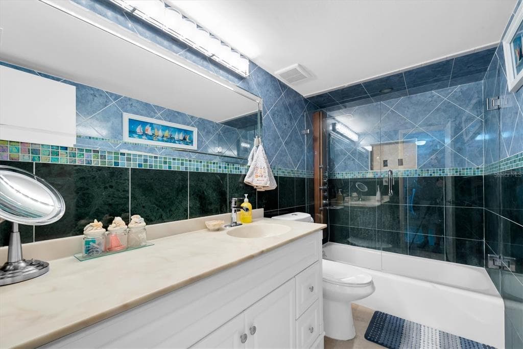 420 64TH AVENUE 402E photo 16