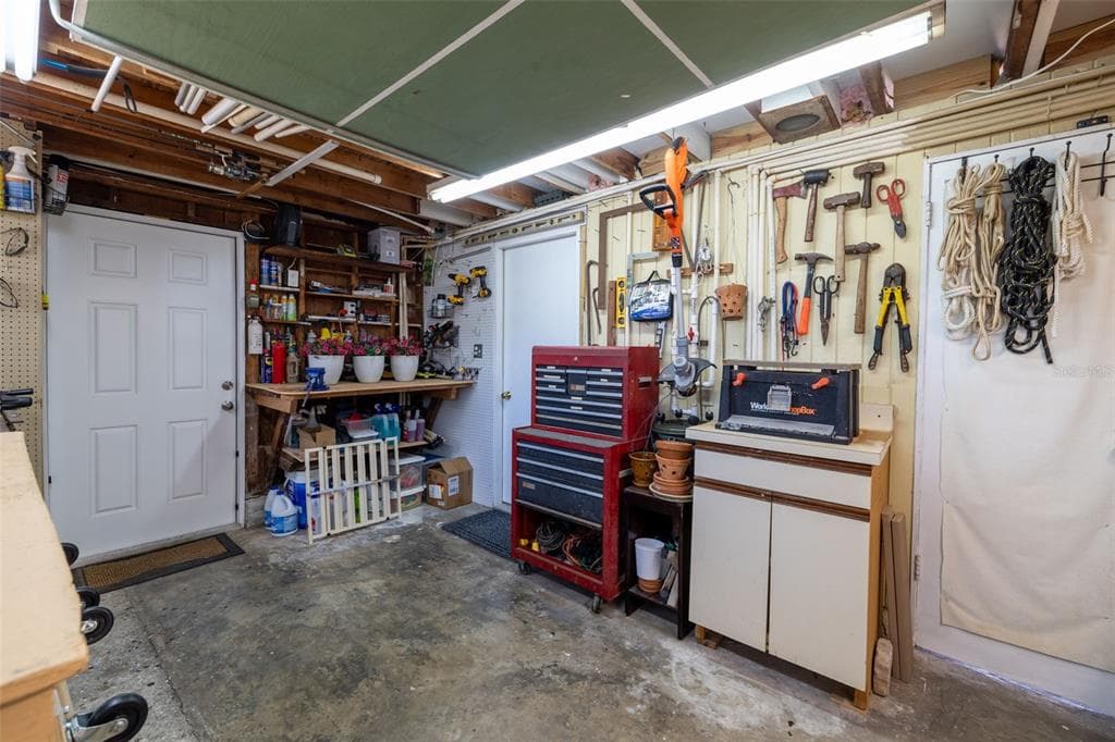 302 BRYN MAWR ISLAND photo 25