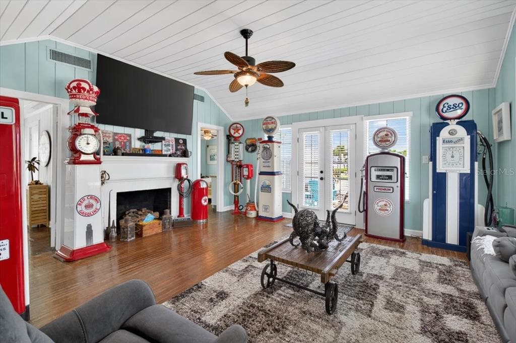 216 SUNRISE DRIVE photo 17
