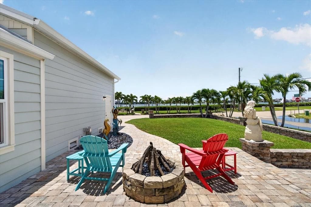 216 SUNRISE DRIVE photo 12