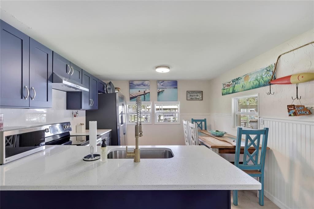 2630 N COMANCHE POINT photo 8