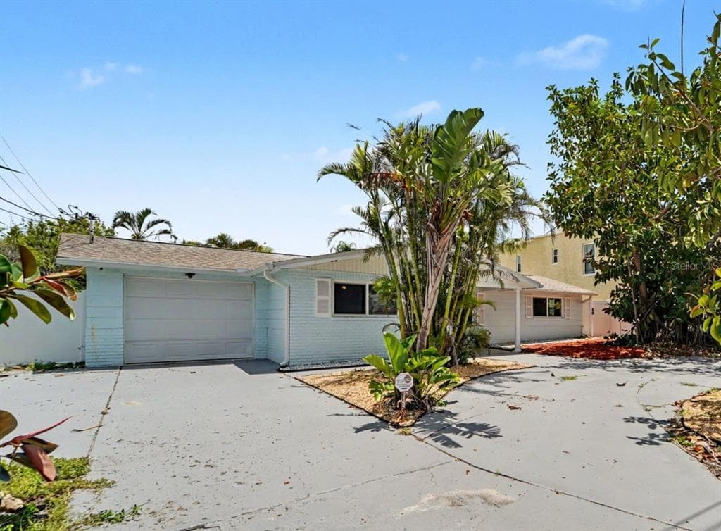 13714 ALLYN DRIVE 1