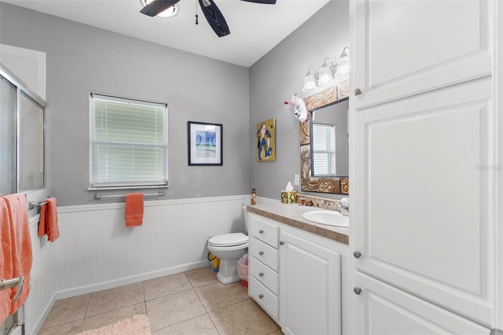 124 AMERICANA COURT NE 214 photo 17