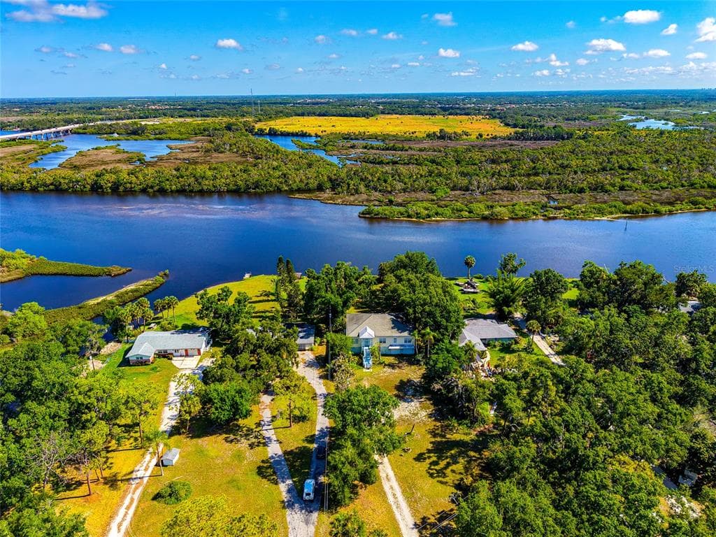 11903 UPPER MANATEE RIVER ROAD photo 3