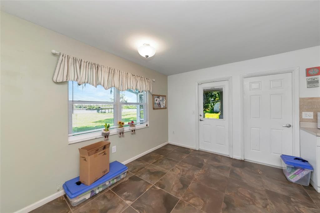 11903 UPPER MANATEE RIVER ROAD photo 9