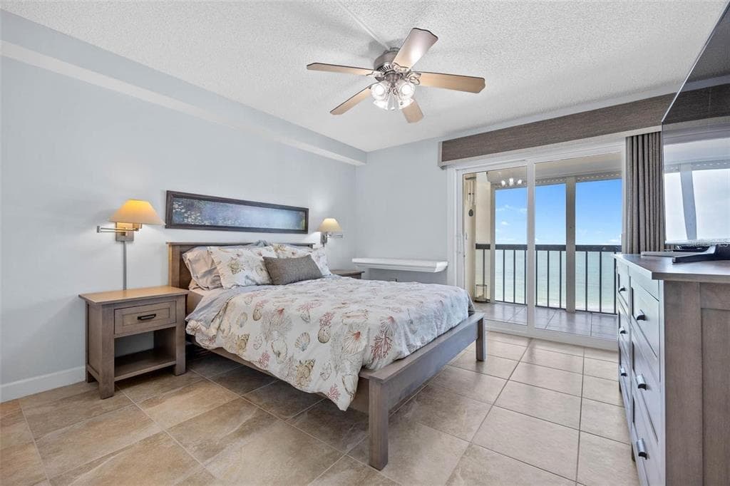 19450 GULF BOULEVARD 705 photo 12