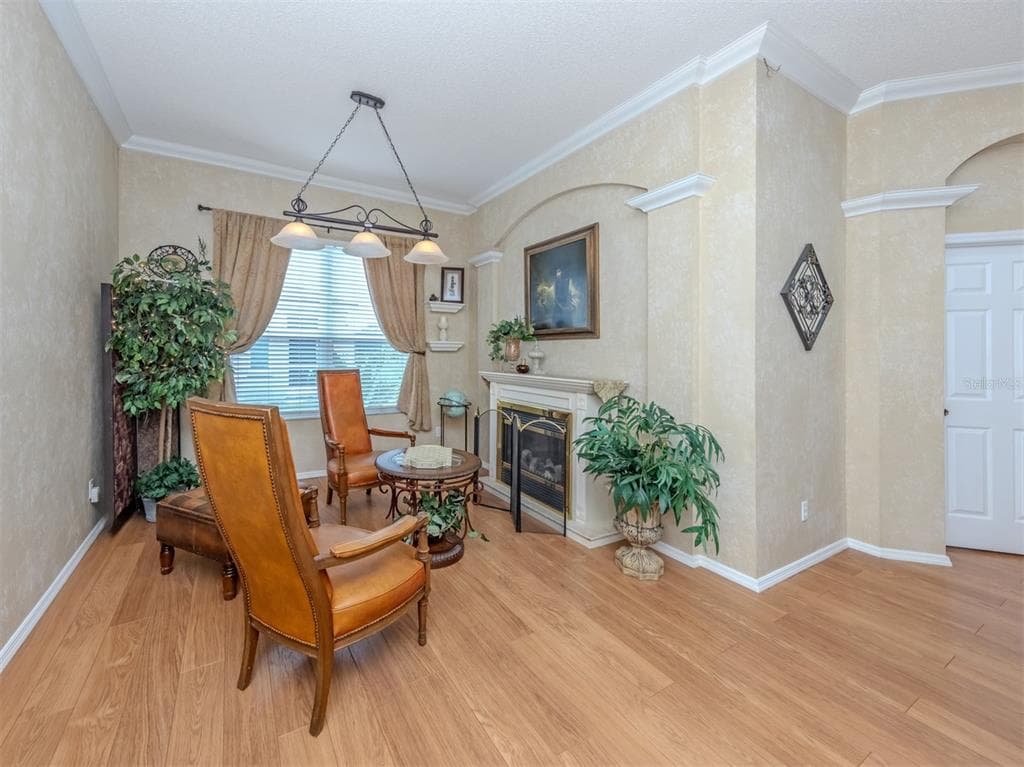 4322 MANFIELD DRIVE photo 4