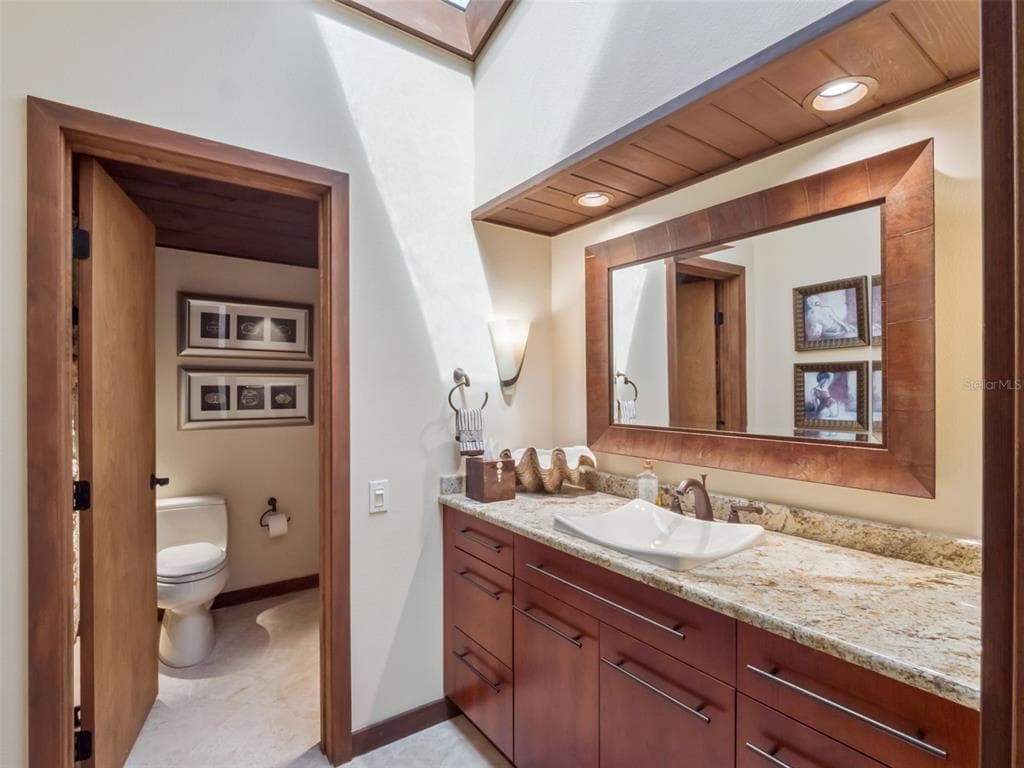 107 DONLON DRIVE photo 11