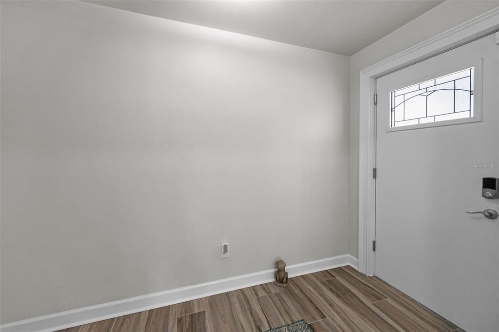 1620 SEA BREEZE DRIVE photo 14