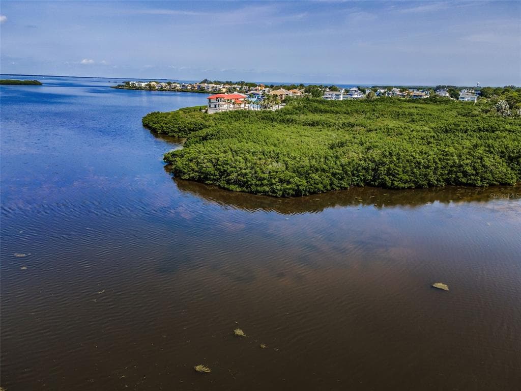 1620 SEA BREEZE DRIVE photo 11