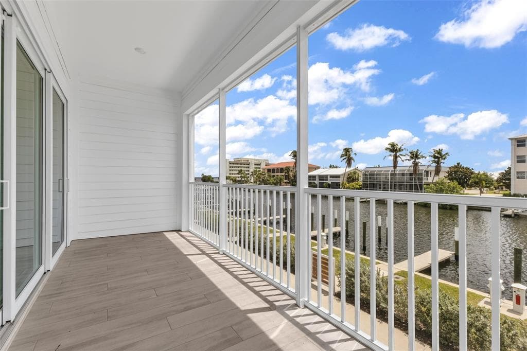 1617 SEAHAVEN DRIVE 506 photo 25