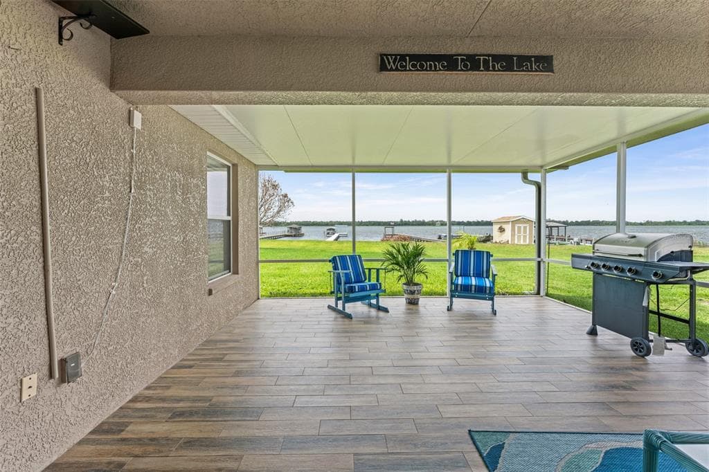 4111 ISLAND LAKES DRIVE 2