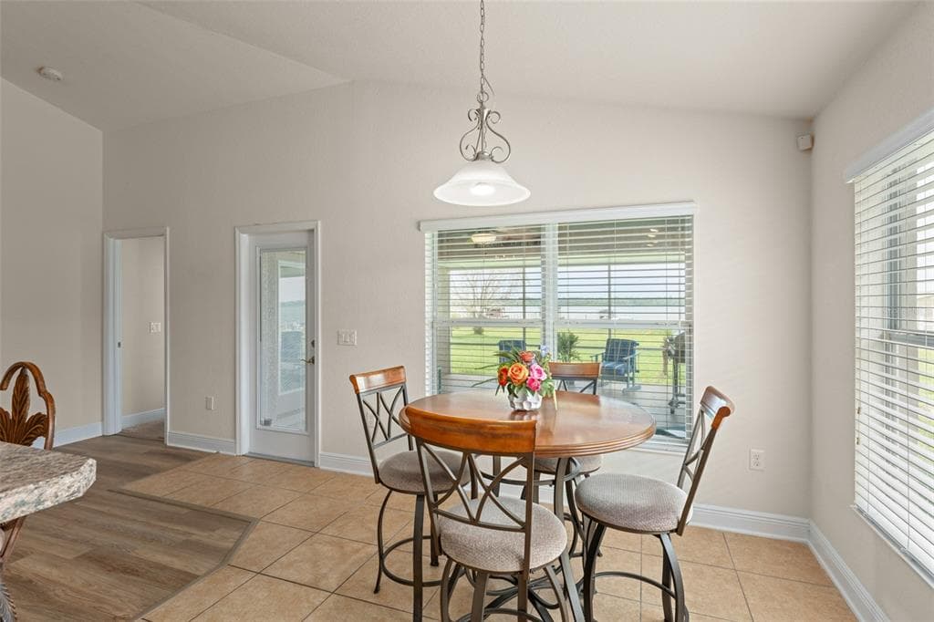 4111 ISLAND LAKES DRIVE photo 17