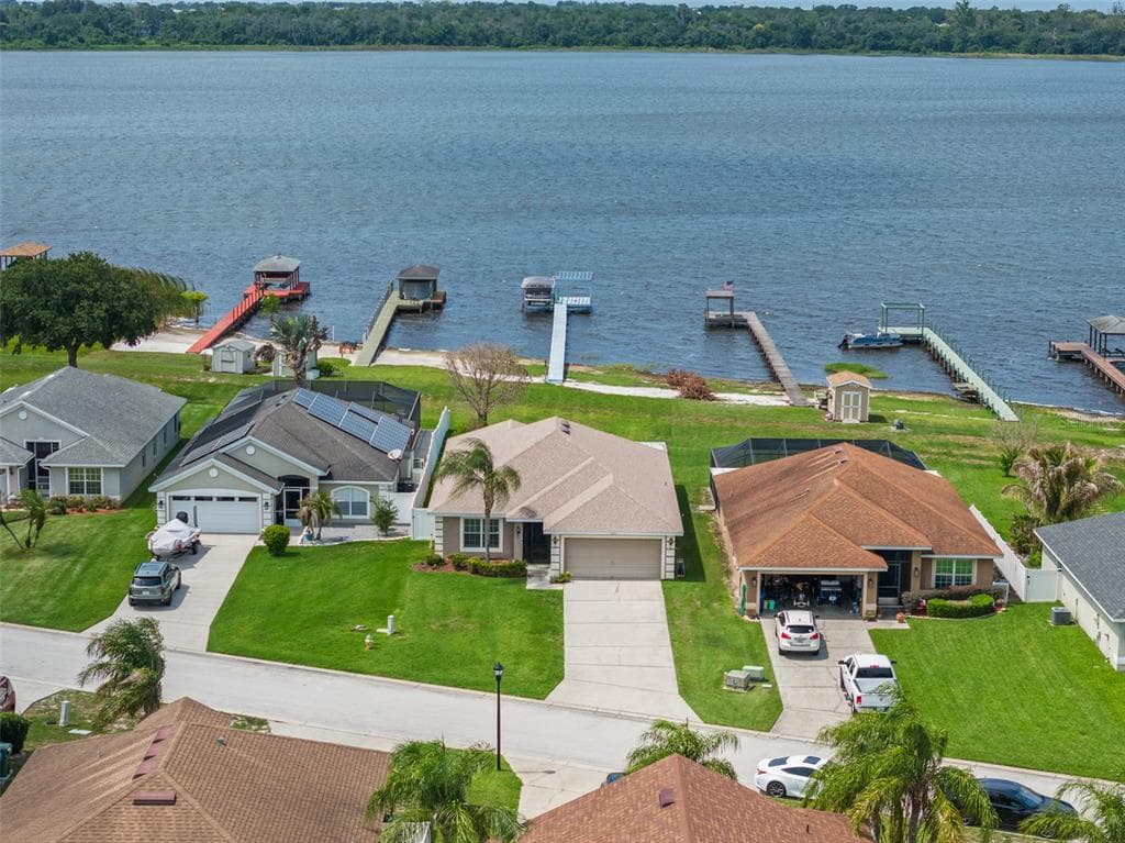 4111 ISLAND LAKES DRIVE 3