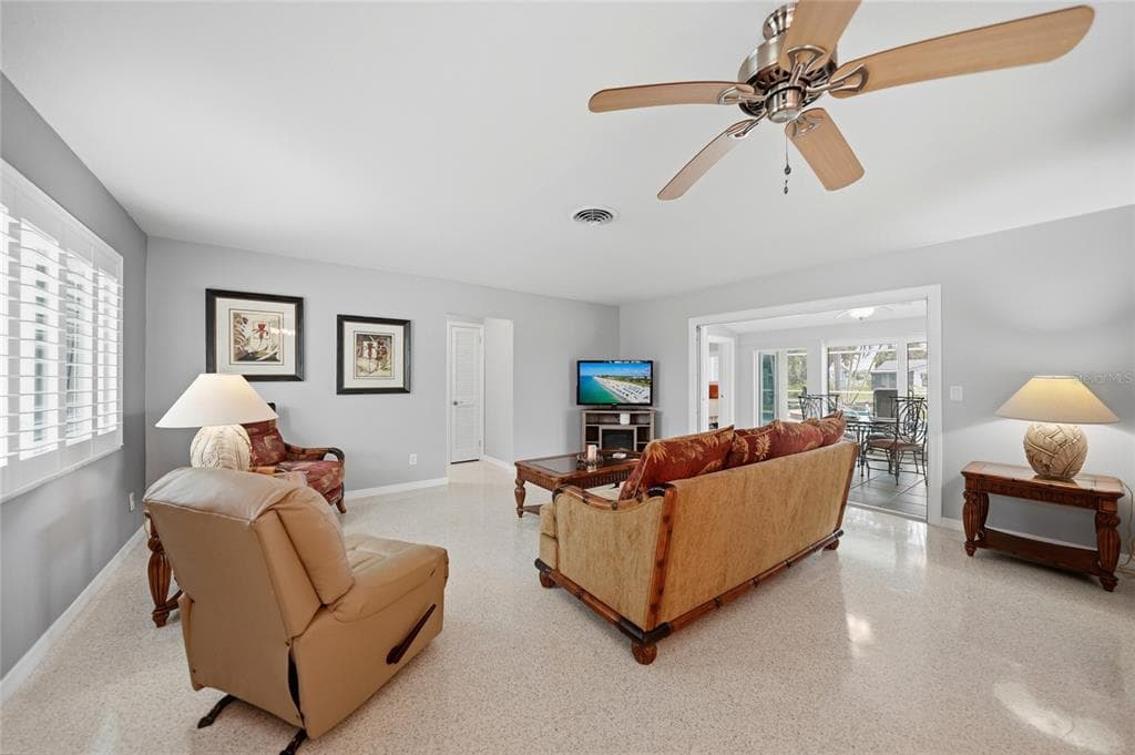 1433 LEMON BAY DRIVE photo 9