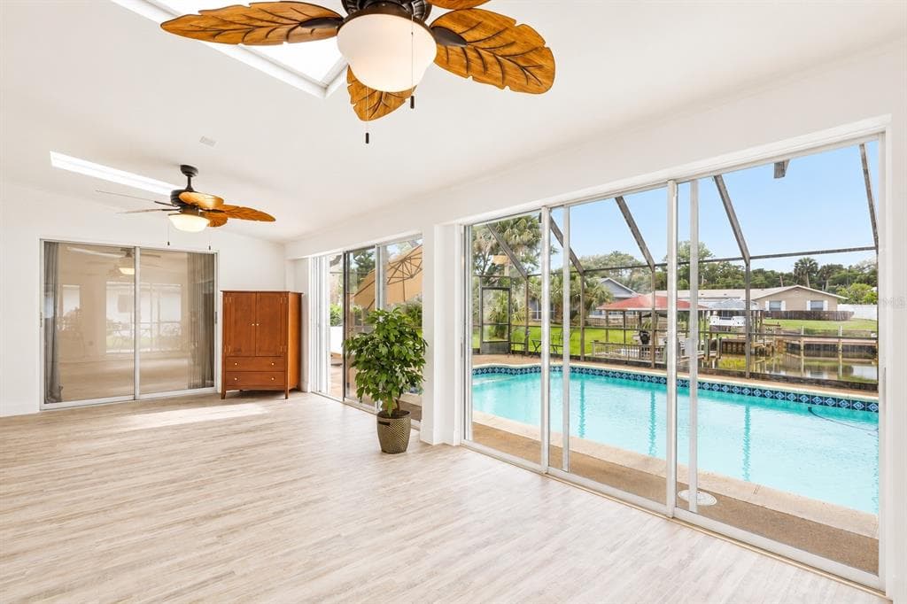 31 FLEMING COURT photo 8