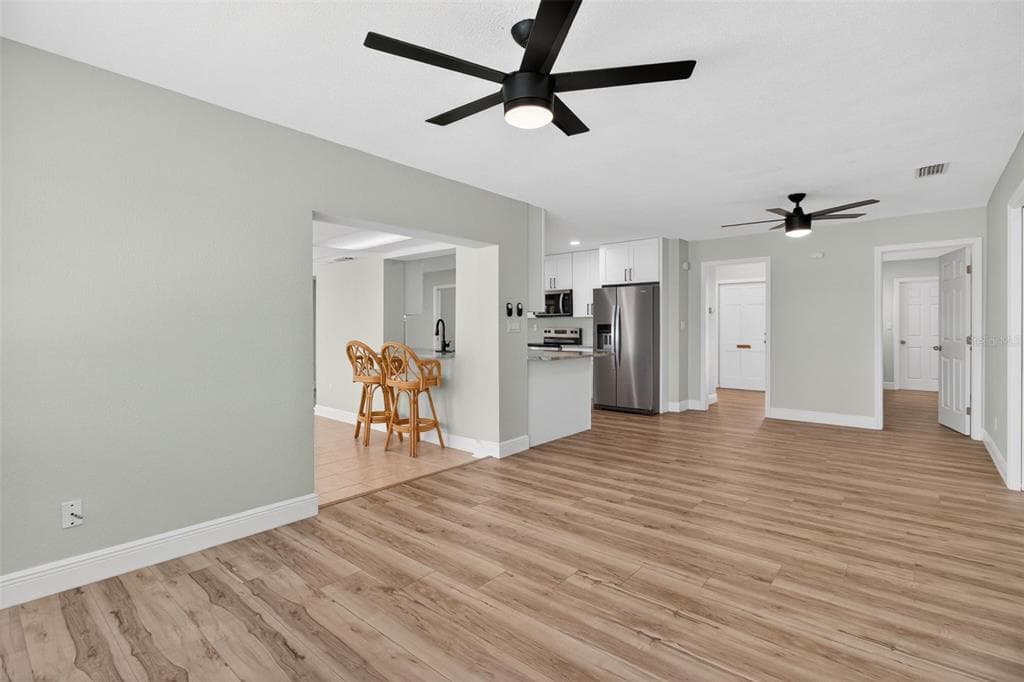 7957 10TH AVENUE S photo 17