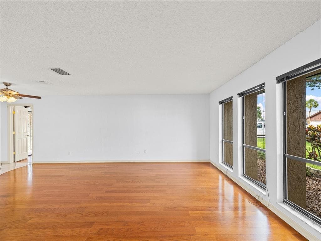 10843 HARBORSIDE DRIVE photo 11