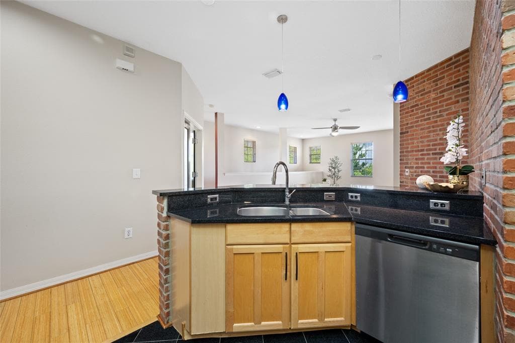 10409 CRIMSON PARK LANE 110 photo 25