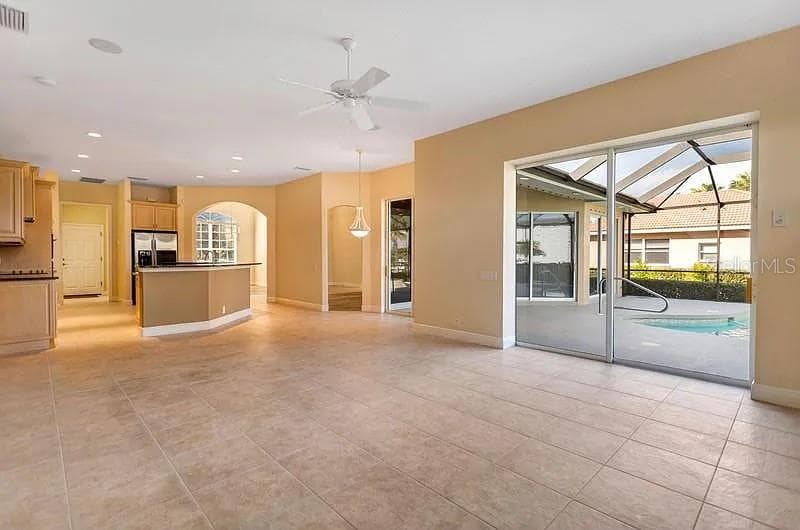 1704 AMBERWYND CIRCLE W photo 8