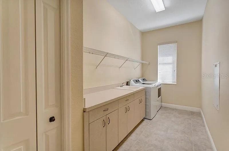 1704 AMBERWYND CIRCLE W photo 21