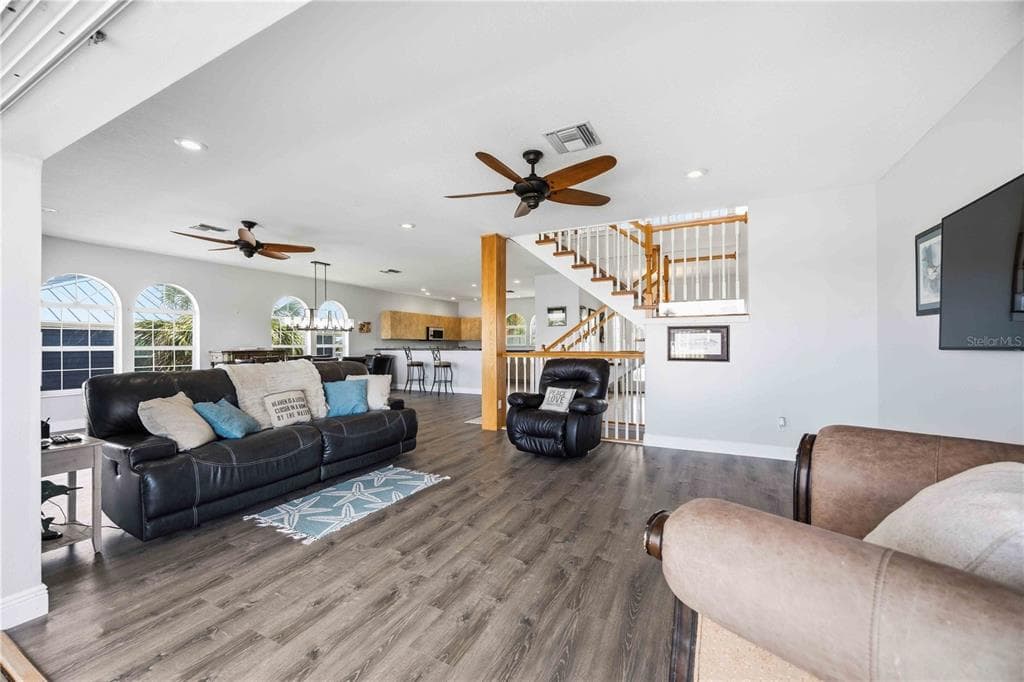 10460 MARION STREET photo 14