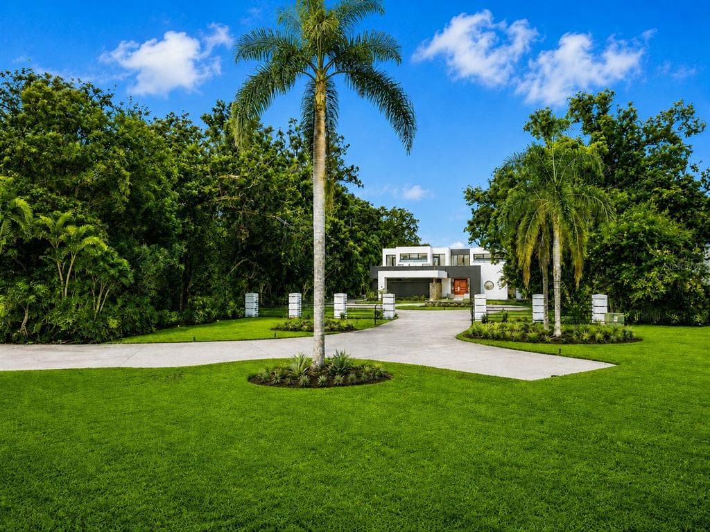 3330 EHRLICH ROAD photo 6