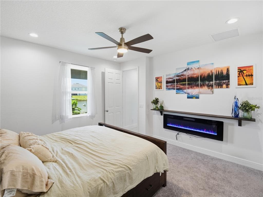 5040 BESSIE COURT photo 13